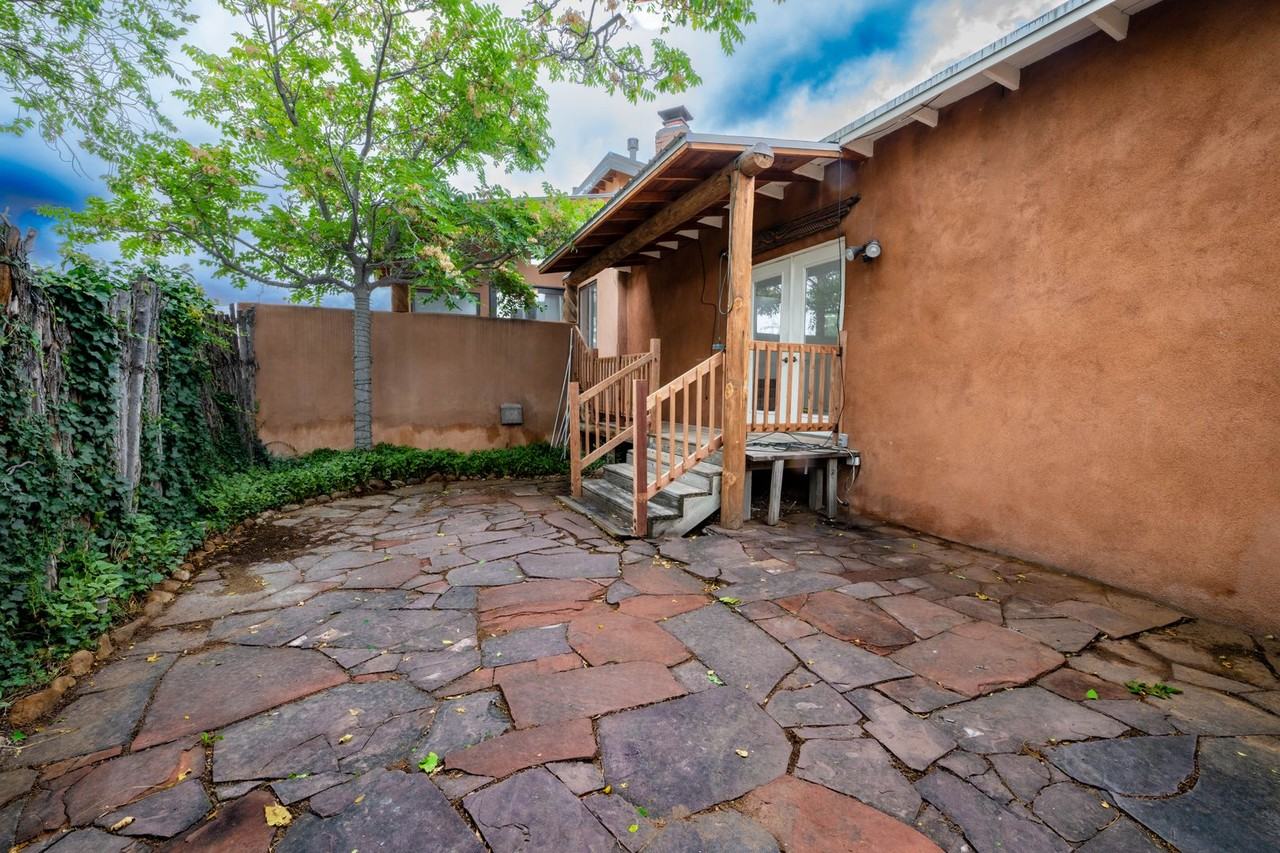 1115 Agua Fria St #B - Photo 2 of 26