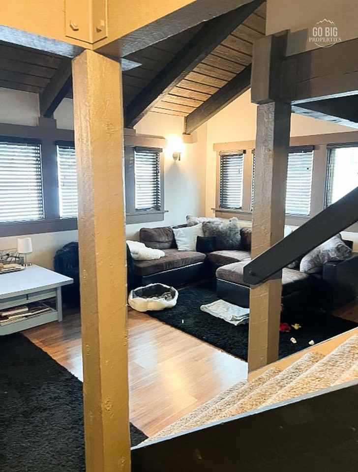 2225 Black Otter Rd - Photo 3 of 11