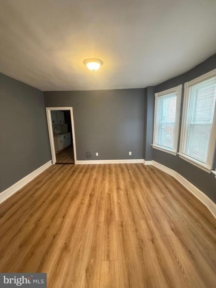 48 S 7th St - Photo 3 of 13