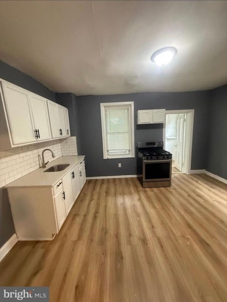 48 S 7th St - Photo 4 of 13