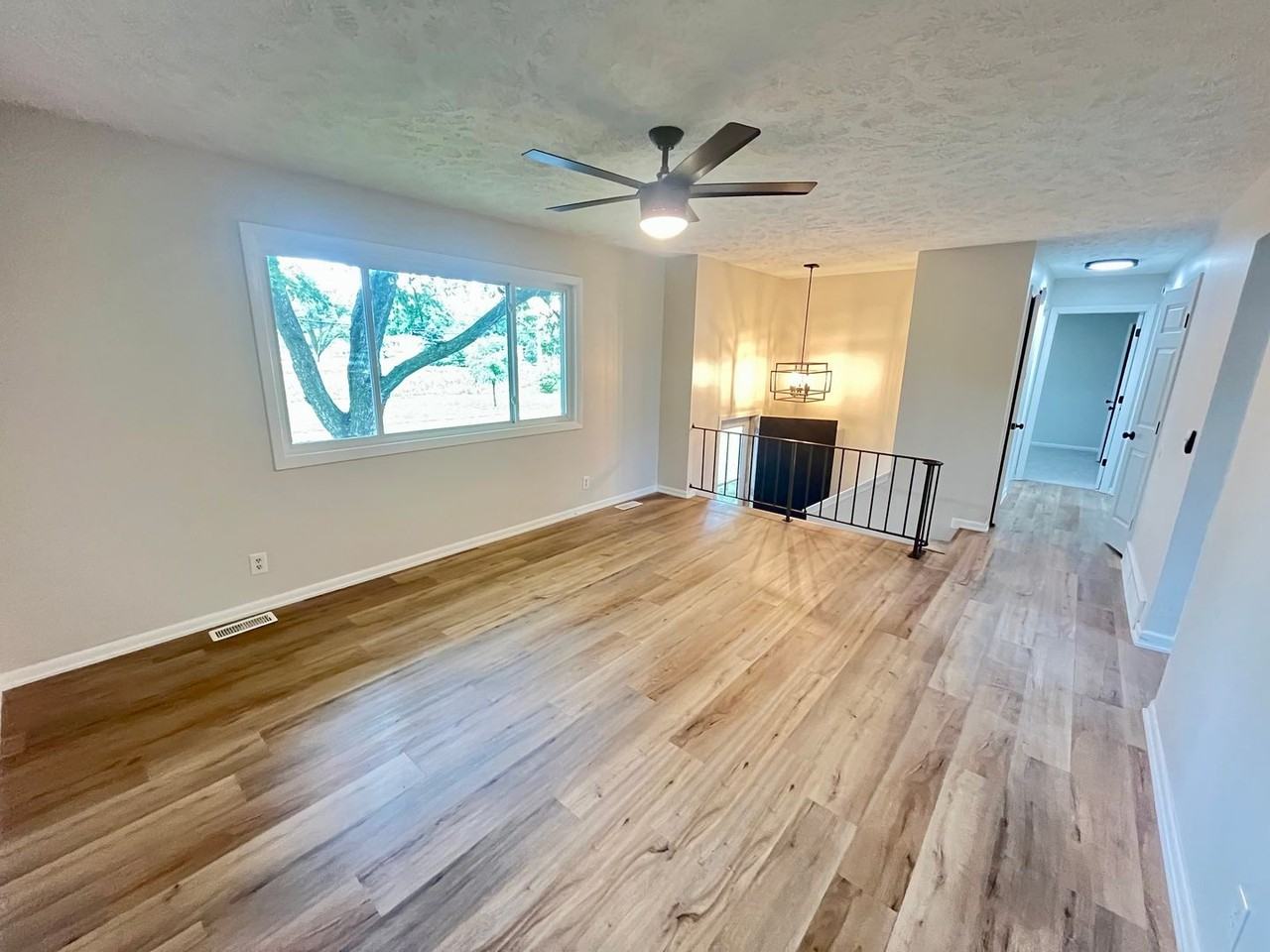 7605 Valley Rd - Photo 2 of 15