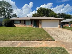 1821 Pluto Dr - Photo 1 of 1