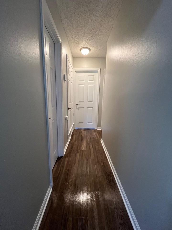 708 Mohawk Avenue - Photo 6 of 13