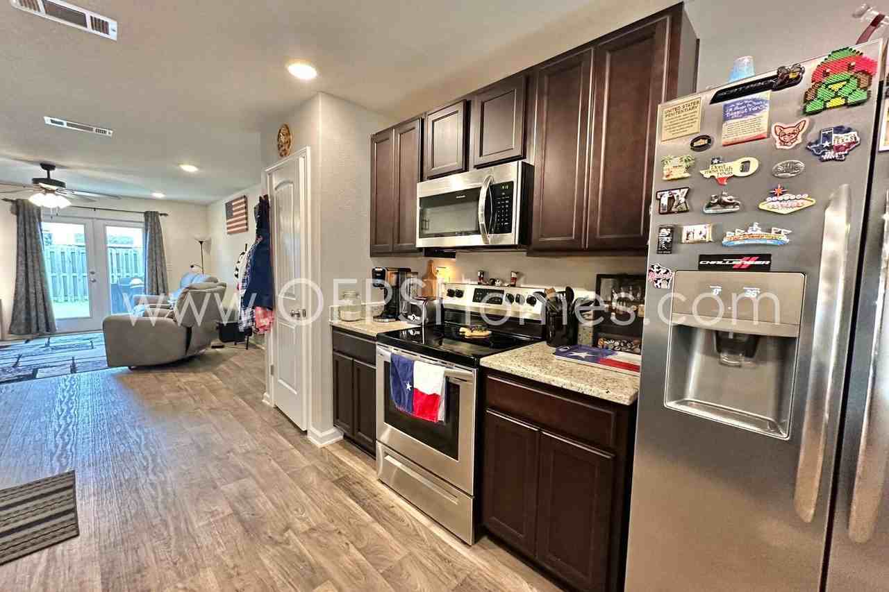 841 Moorhen Way - Photo 4 of 18