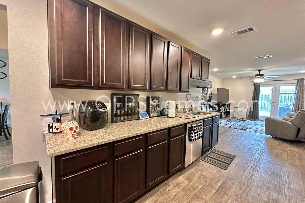 841 Moorhen Way - Photo 6 of 18
