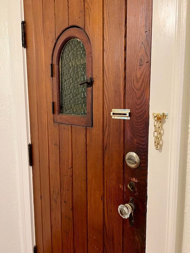 7360 Pershing Ave - Photo 3 of 29