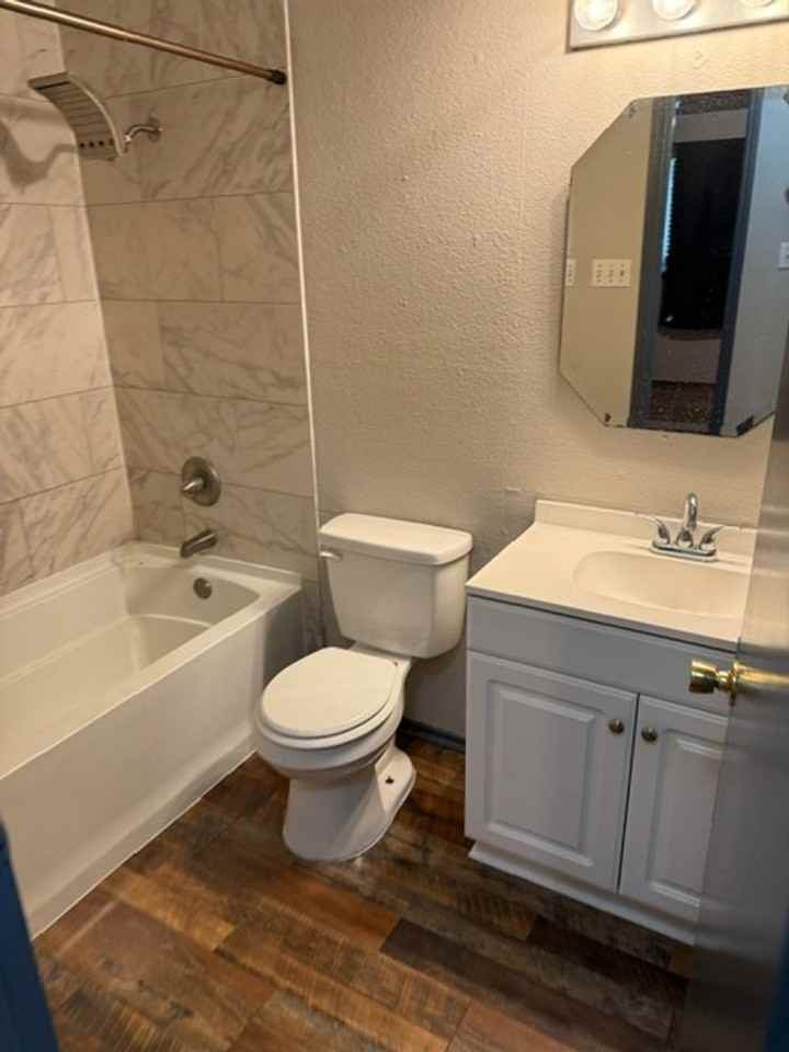 1113 Dartmouth St #A - Photo 7 of 19