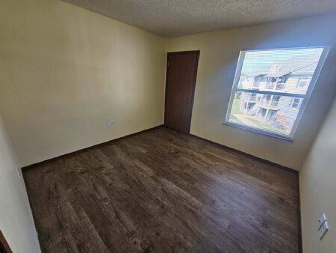 3502 Newman Rd - Photo 3 of 4