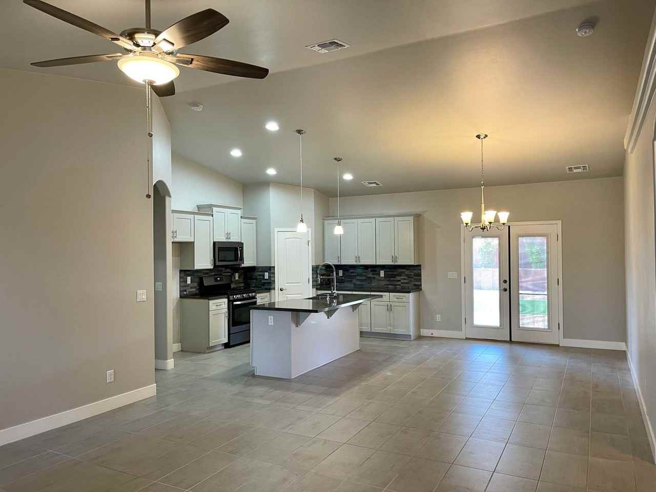 3686 Ritchie Drive - Photo 5 of 44