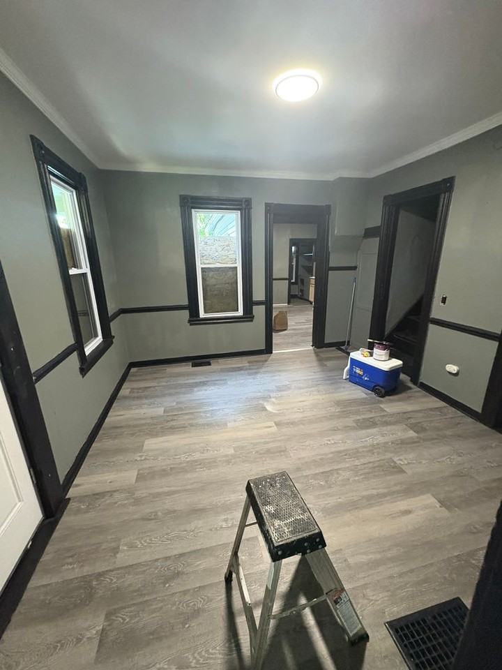 191 Lewis St - Photo 2 of 14