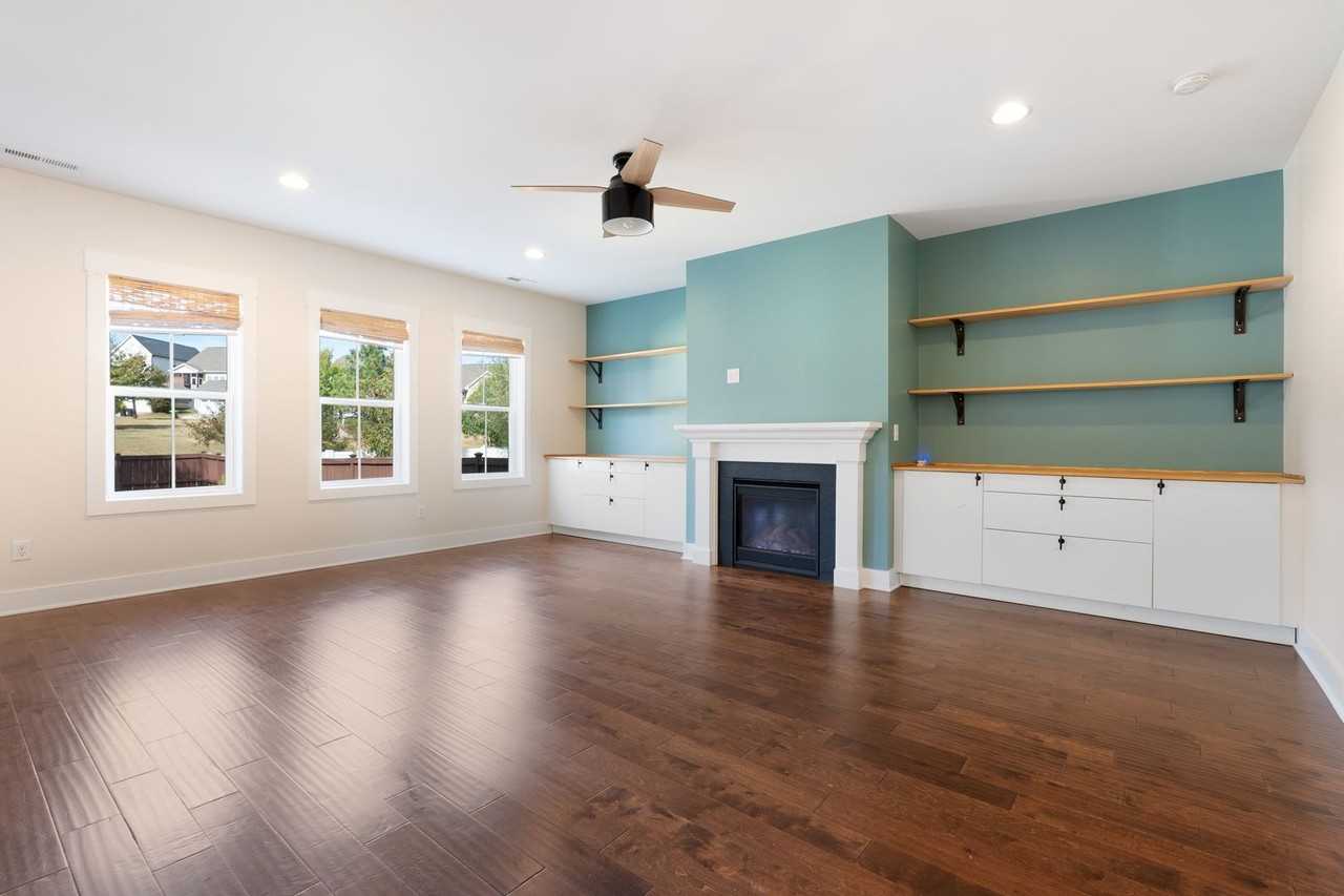238 Mallard Landing Dr - Photo 3 of 22