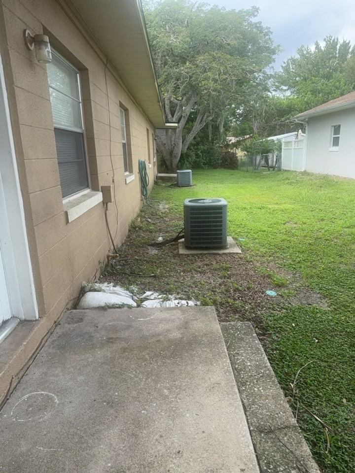 50 6th St - Photo 2 of 15