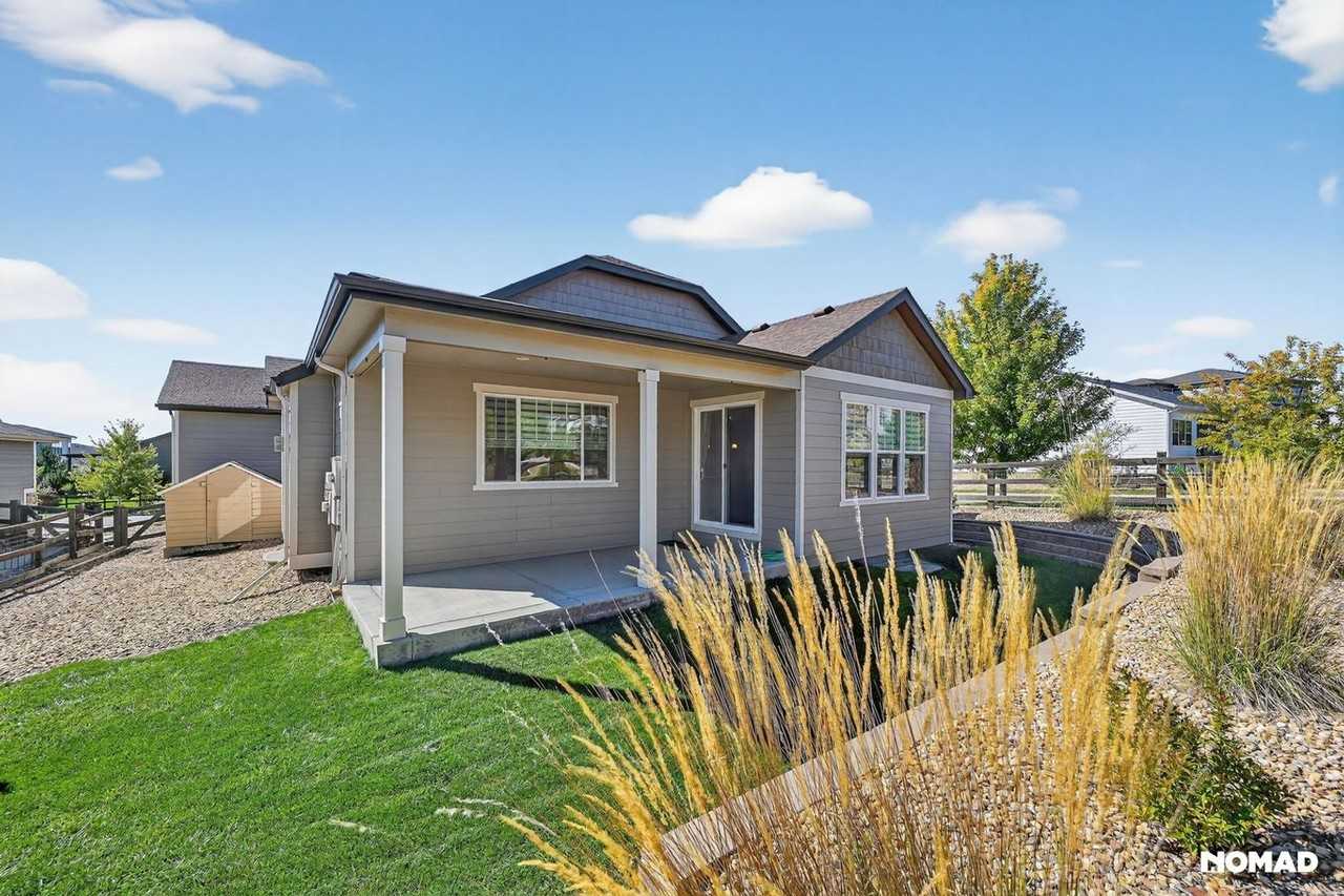 4631 Lakeside Drive - Photo 4 of 47