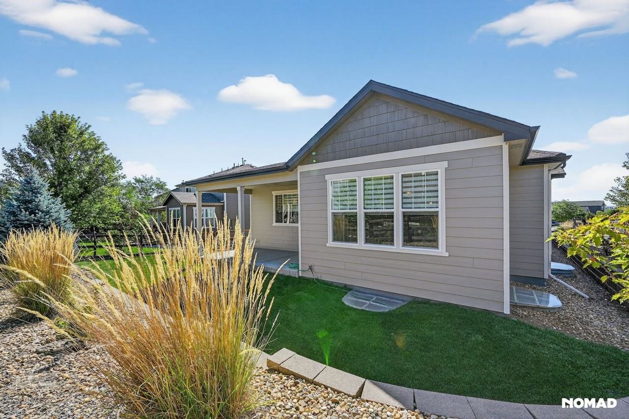 4631 Lakeside Drive - Photo 5 of 47