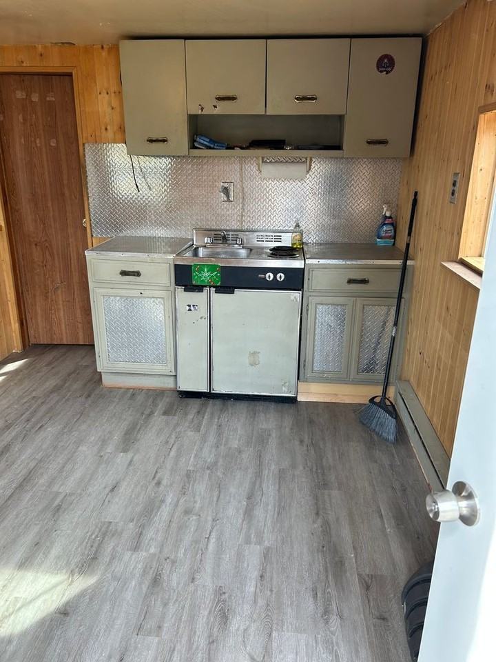 4290 S Lake Dr - Photo 5 of 29