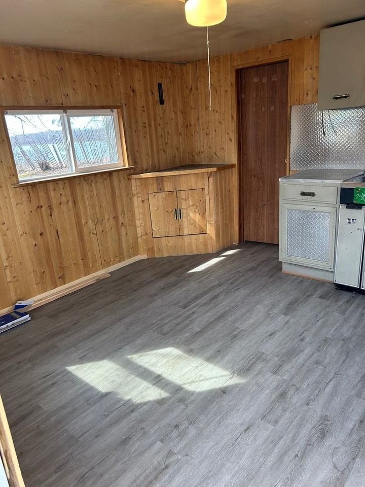 4290 S Lake Dr - Photo 4 of 29