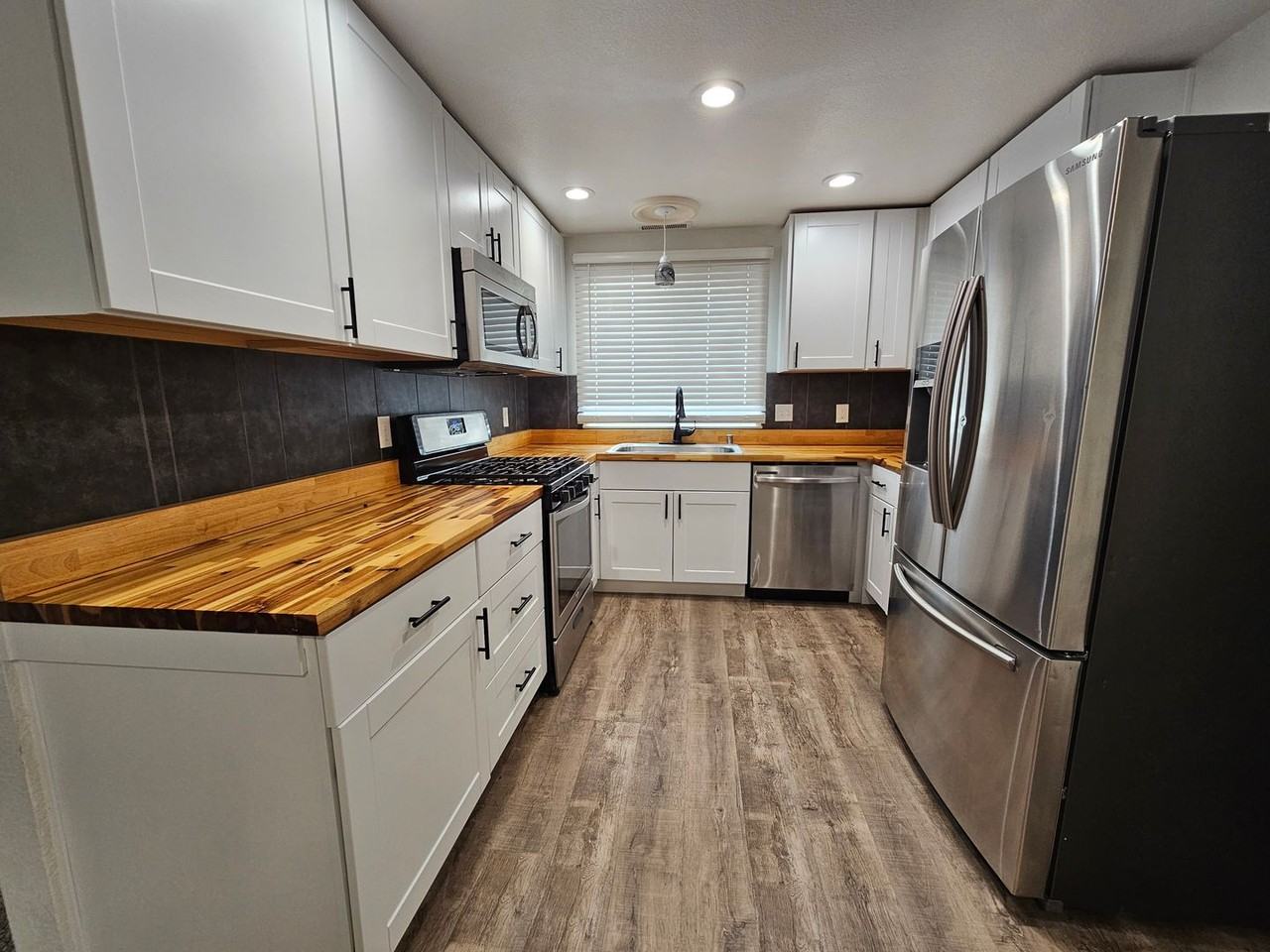 519 Rawe Peak Dr - Photo 6 of 17