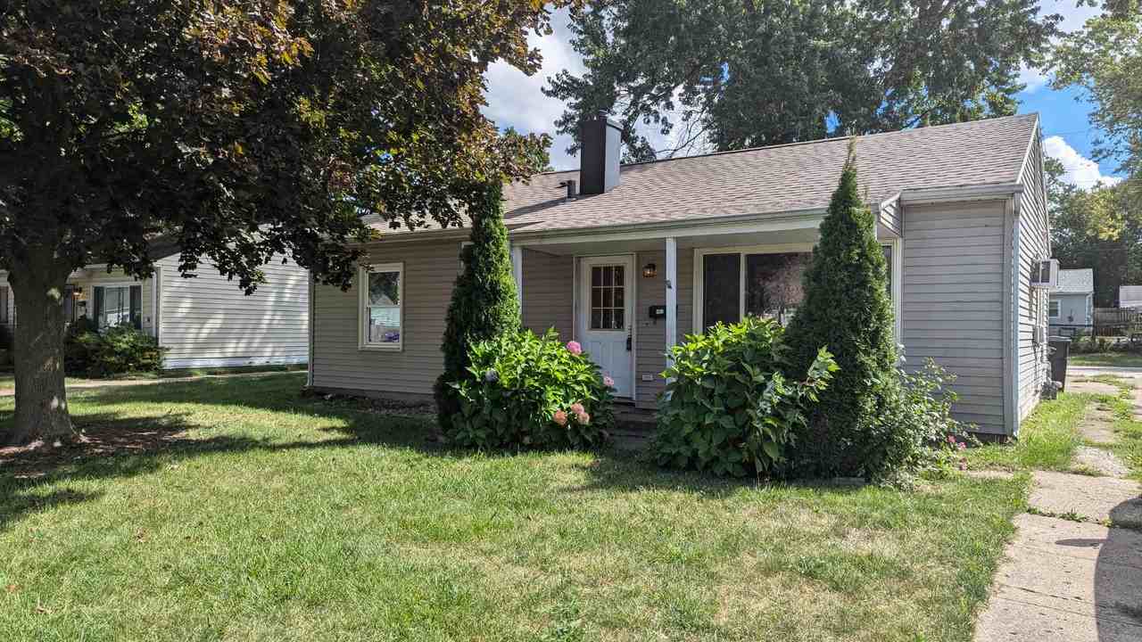 322 Teri St - Photo 2 of 2