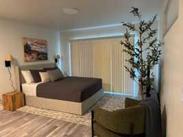 featured image of 128 E Evergreen Dr