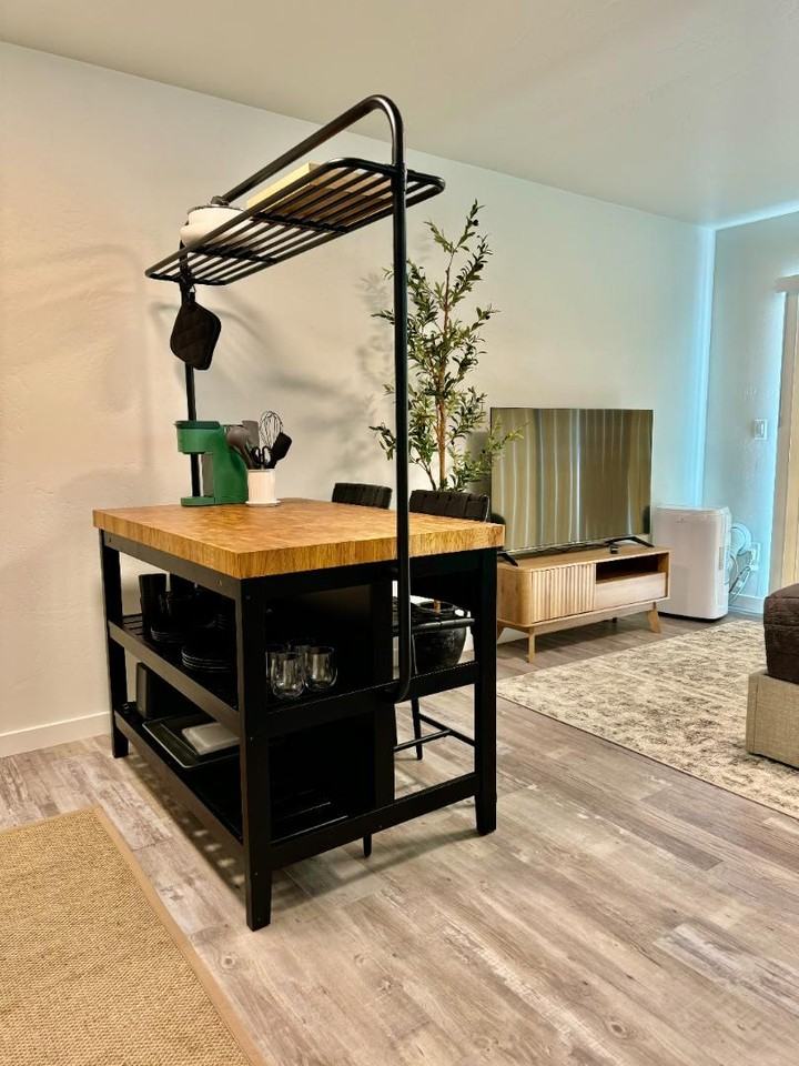 128 East Evergreen Drive - Photo 5 of 40