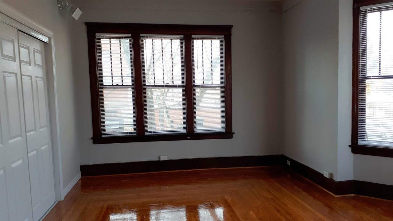 101 Ontario St #1 - Photo 3 of 15