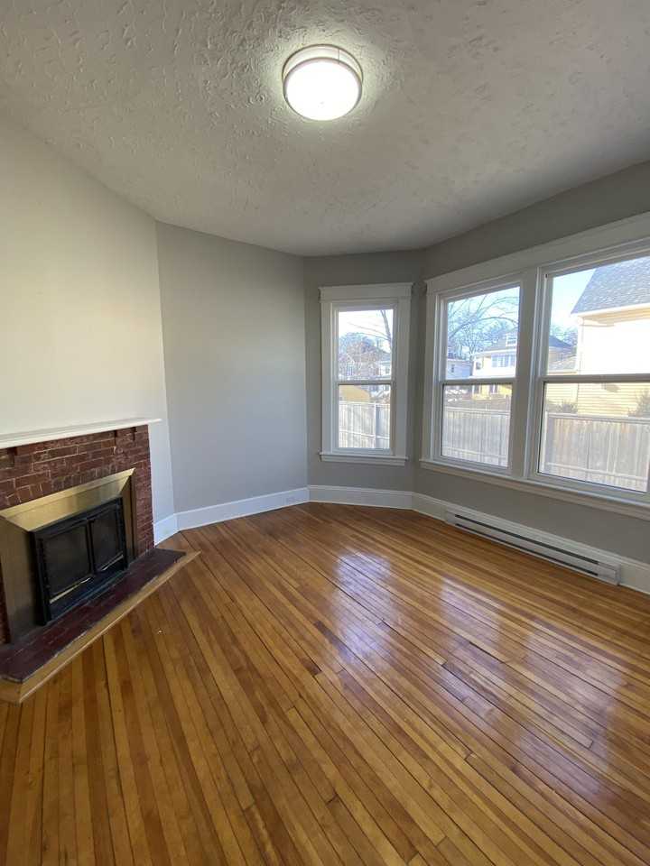 204 Highfield StreetUnit B #204B - Photo 3 of 10