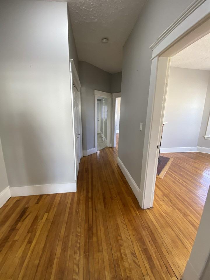 204 Highfield StreetUnit B #204B - Photo 6 of 10