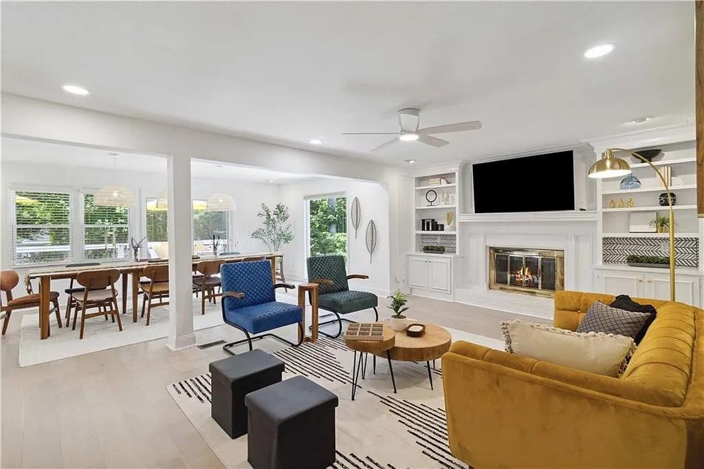 4909 Glenwhite Dr - Photo 4 of 48