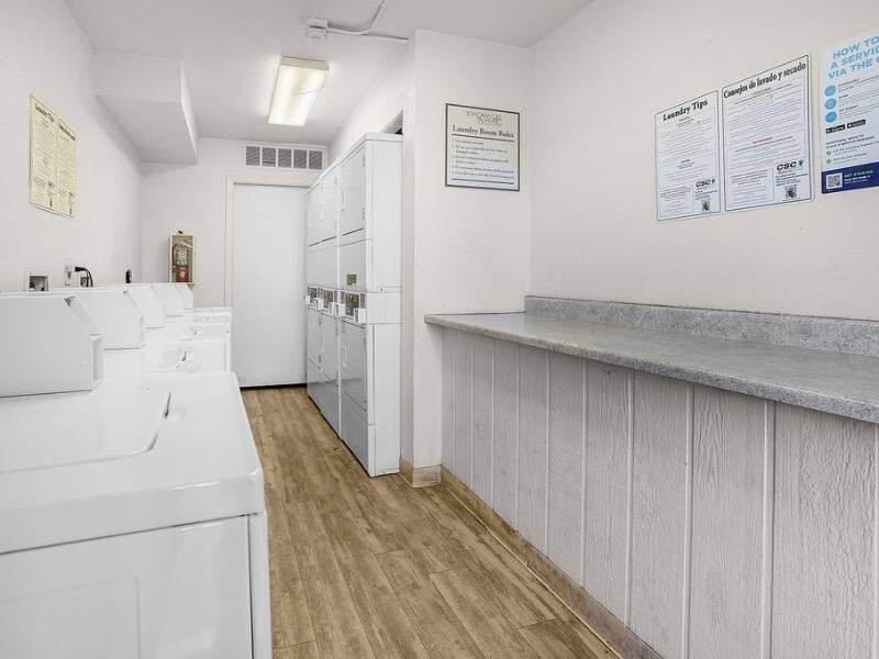 900 N Country Club Dr - Photo 6 of 40