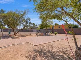 900 N Country Club Dr - Photo 1 of 1