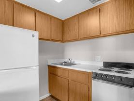 900 N Country Club Dr - Photo 1 of 1