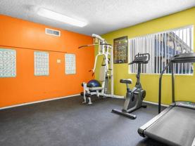 900 N Country Club Dr - Photo 1 of 1