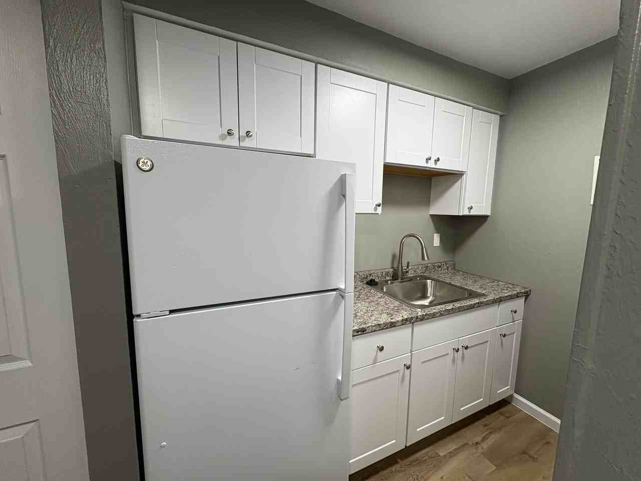 Mountain Pointe Apartments - Photo 2 of 19