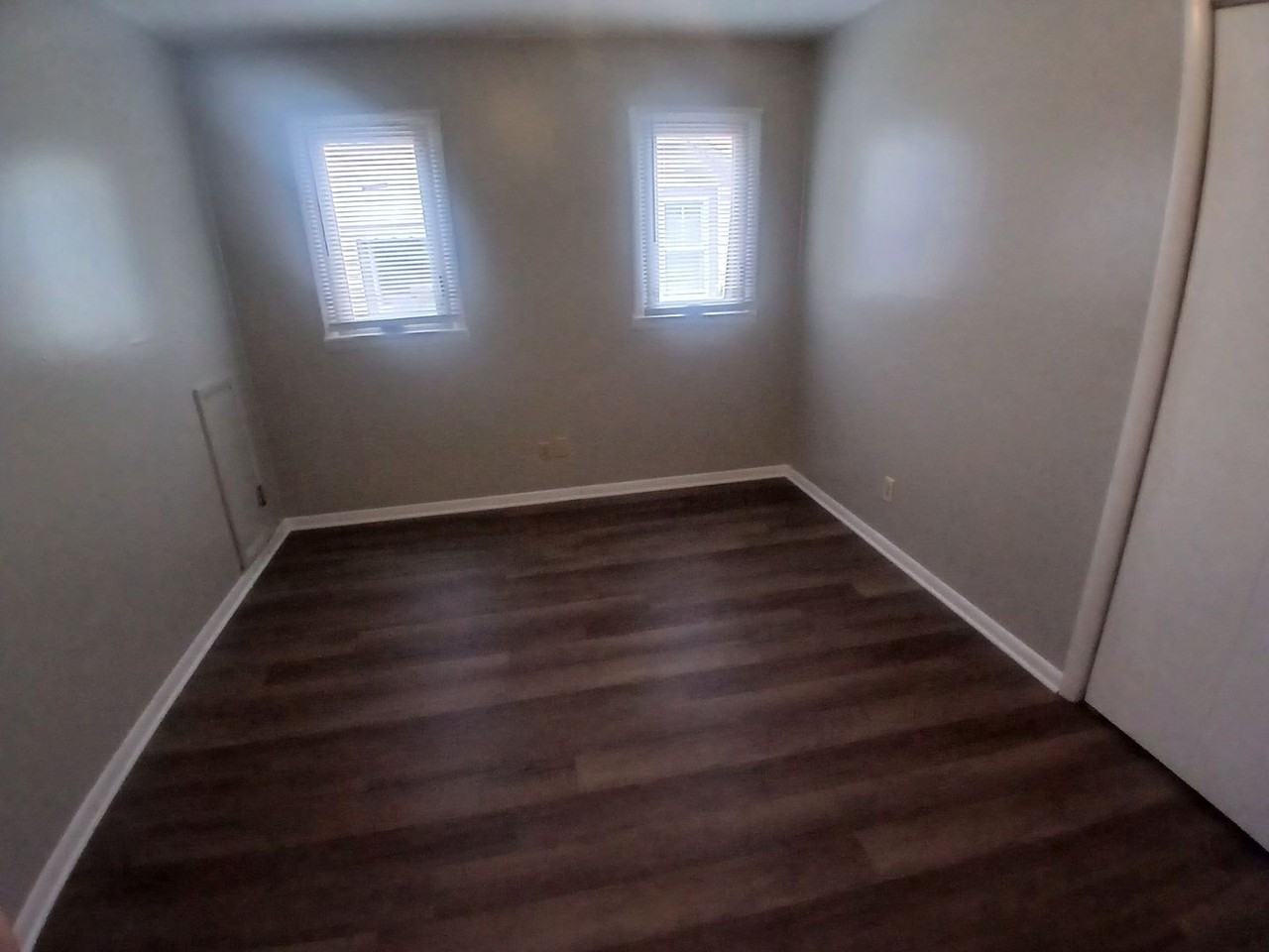 106 N Mckinley Ave - Photo 7 of 9