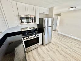 featured image of 102 Shawomet Avenue