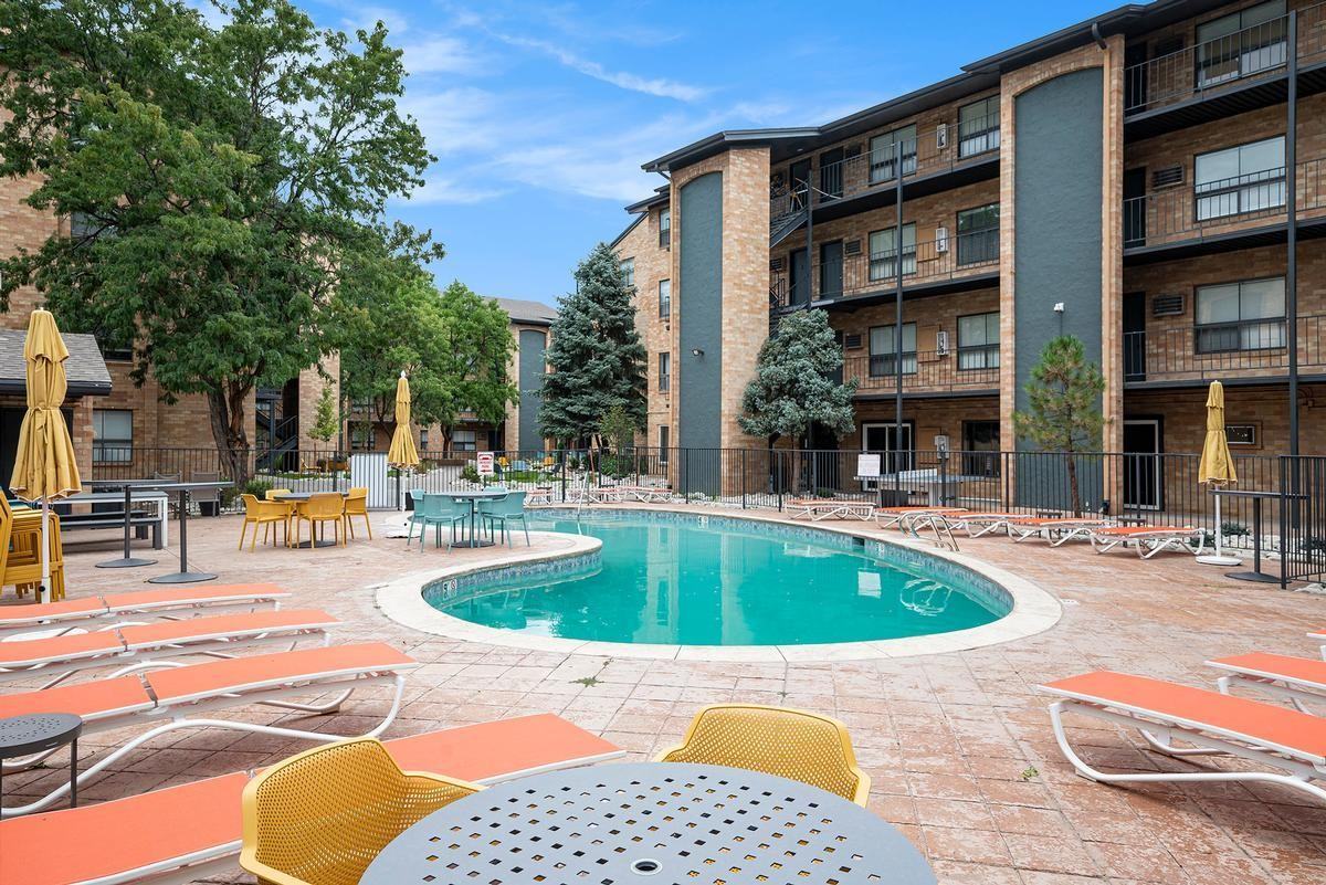 5100 Leetsdale Dr - Photo 6 of 16