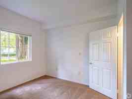 featured image of 445 Redwood St
