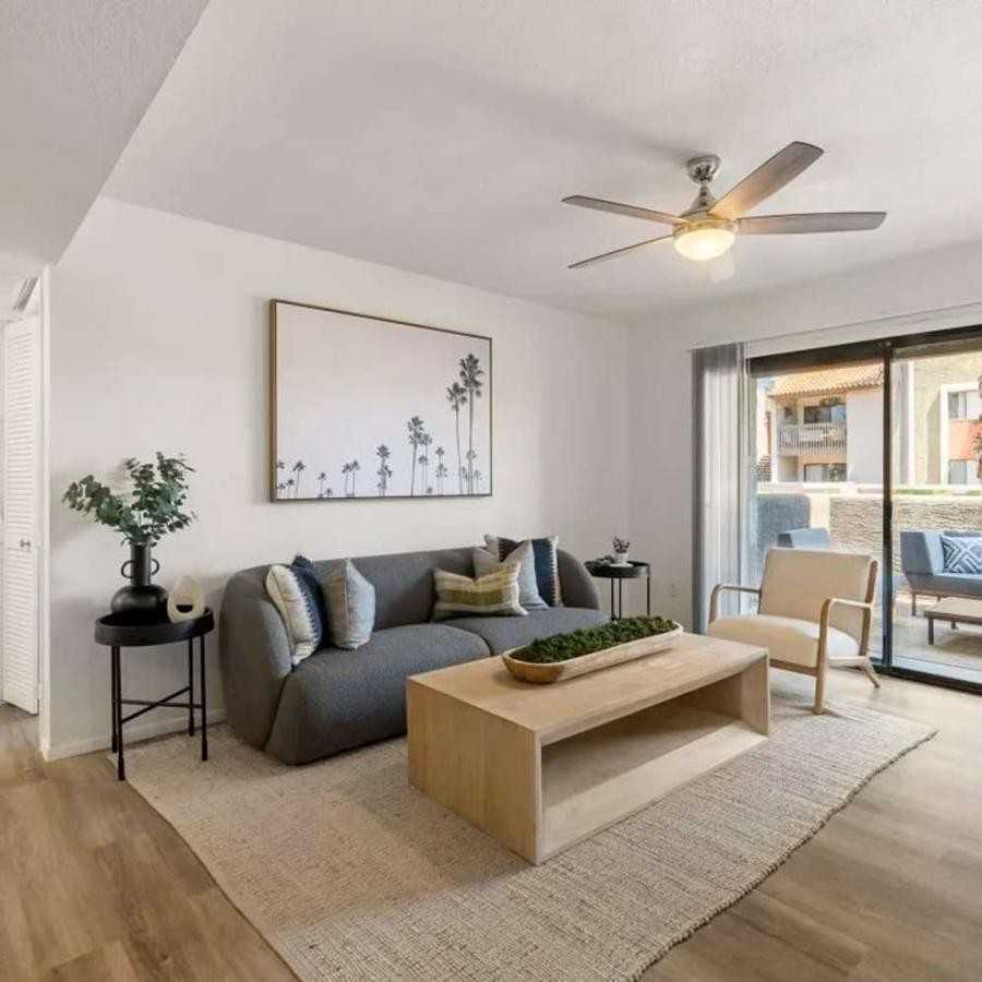 1283 W Parklane Blvd - Photo 4 of 11