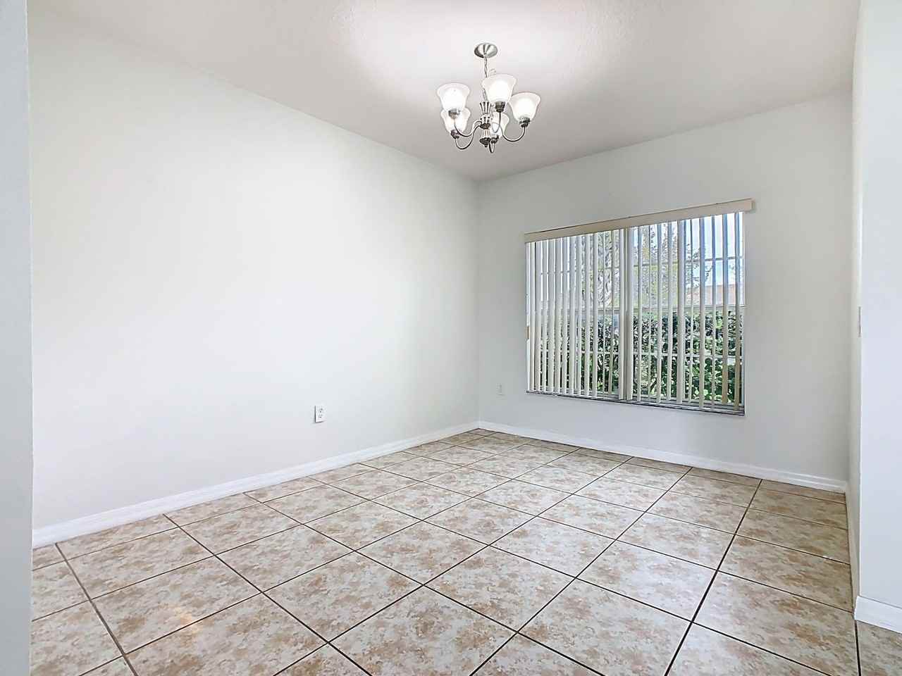 4044 Marina Isle Dr - Photo 4 of 37