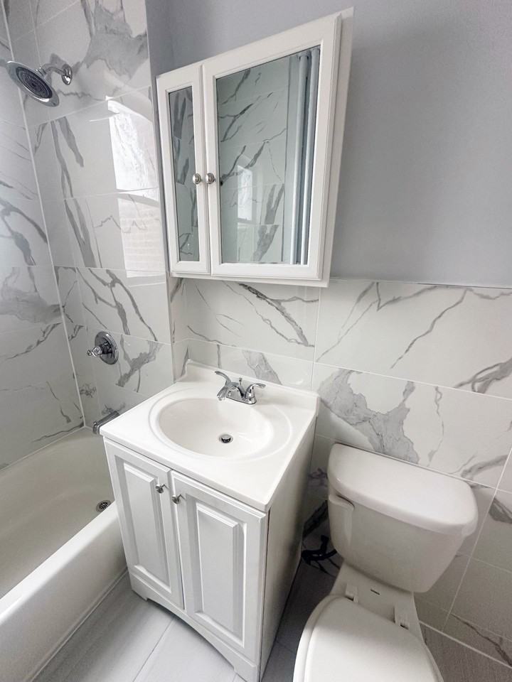 505 57th Street Apartments - Photo 3 of 25