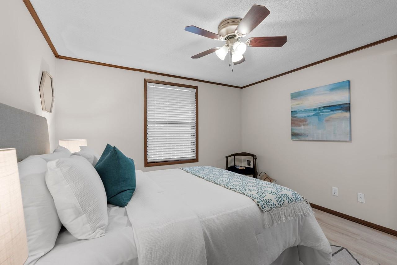 Falls at Arlington - Photo 3 of 25