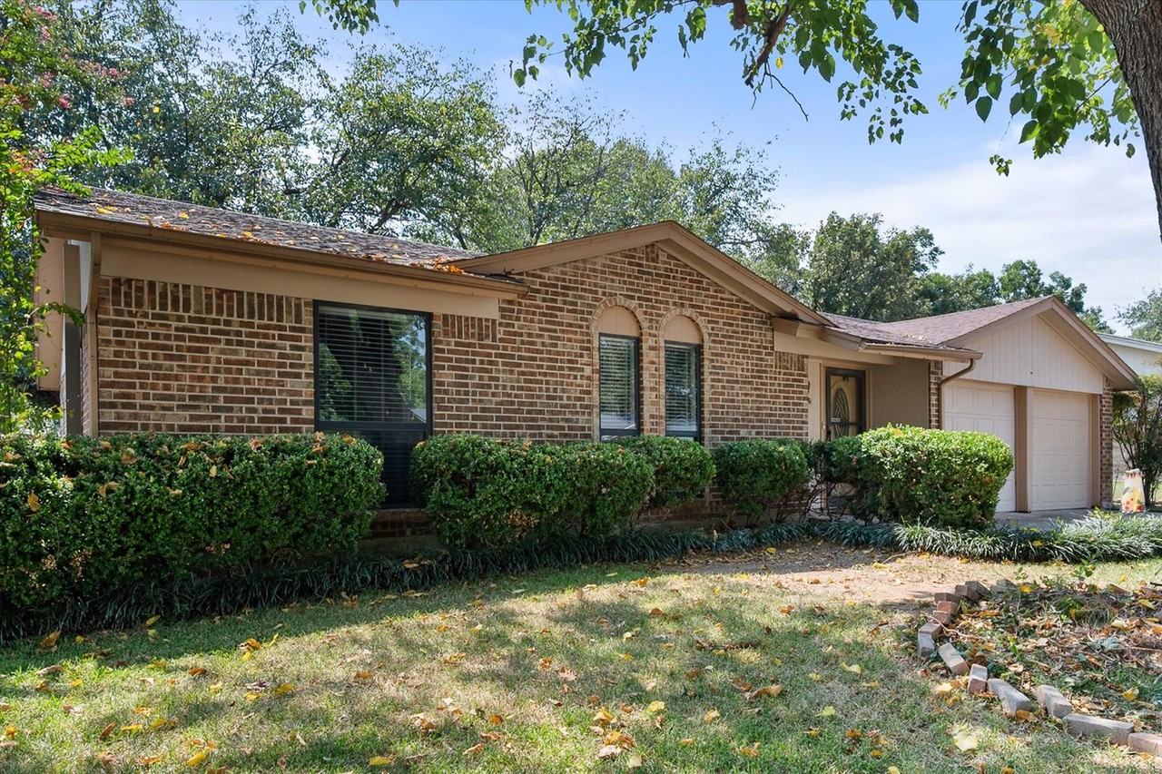 823 Quail Ter - Photo 3 of 25