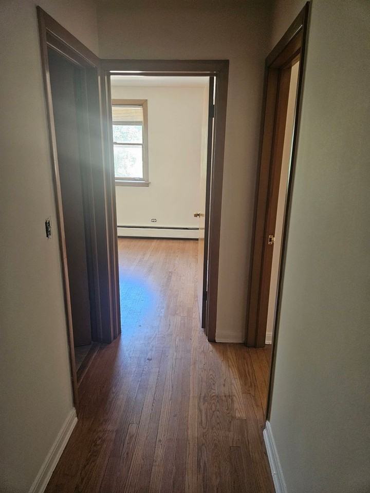 2727 Central Street - Photo 7 of 24