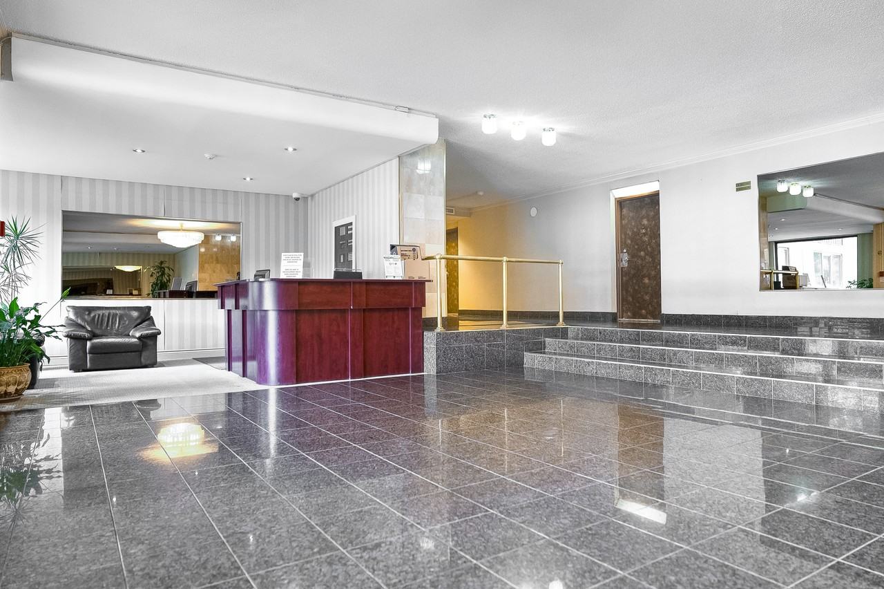 3488 Chemin de la Côte-des-Neiges #405 - Photo 7 of 10