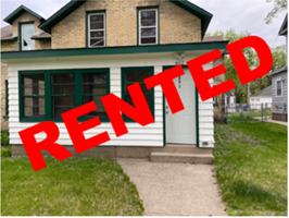 featured image of 402 7th Ave S