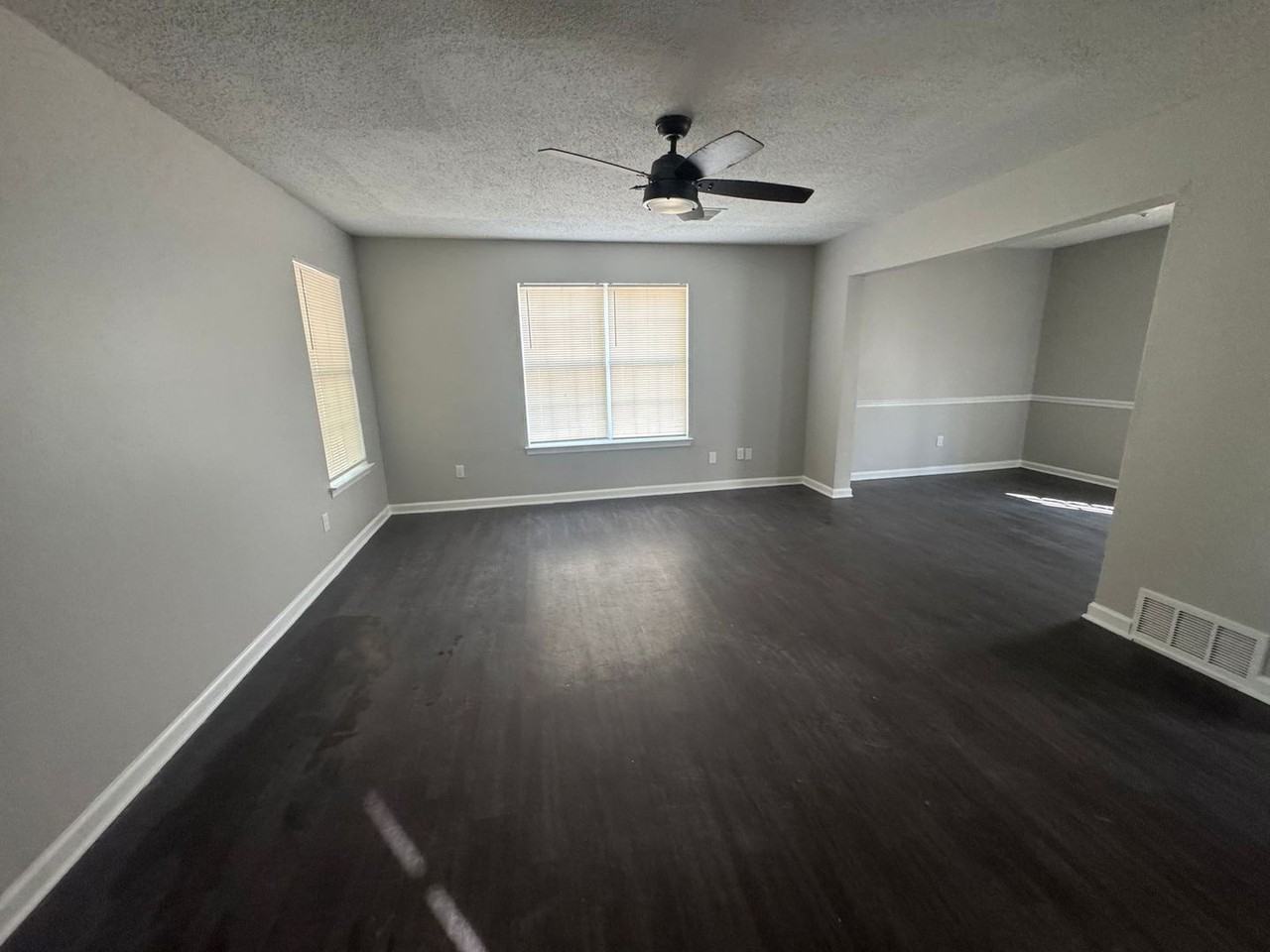 10101 Stephenson Lane - Photo 2 of 14