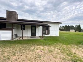 featured image of 4945 Jackpine Rd Nw