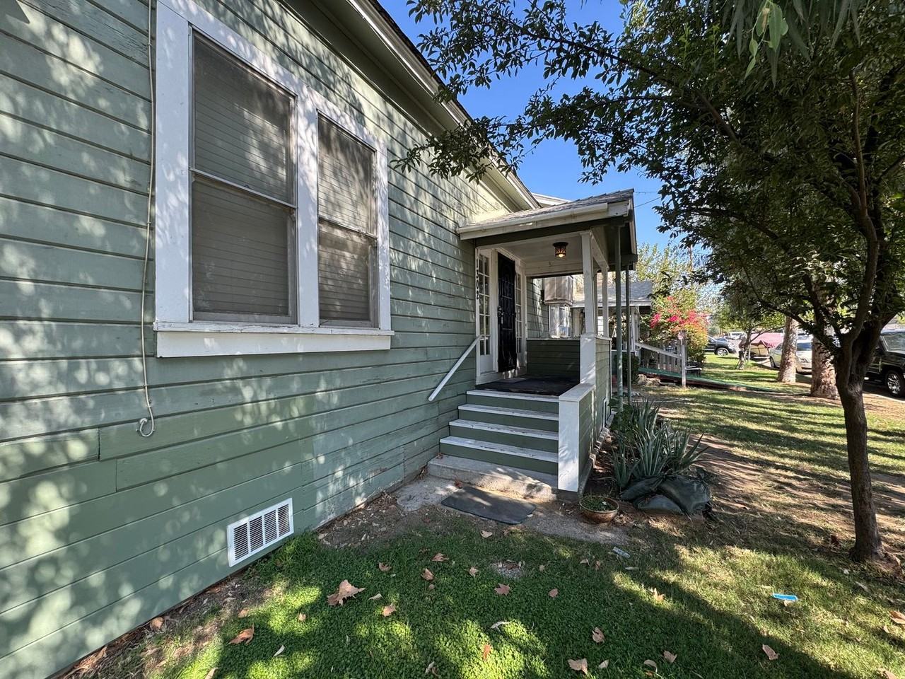 Kern & Niles - Photo 2 of 6