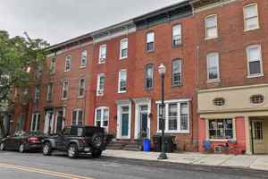 featured image of 1642 N 3rd St
