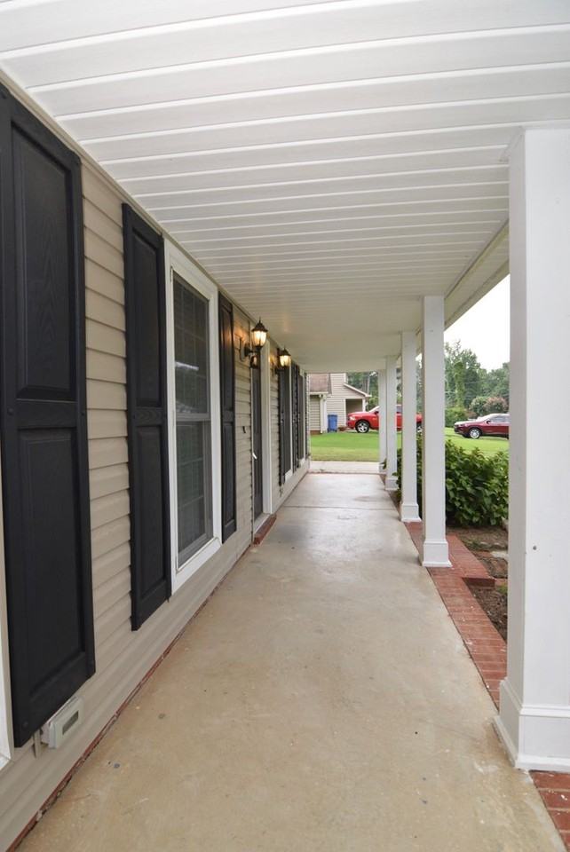 490 Pheasant Run Dr - Photo 3 of 38